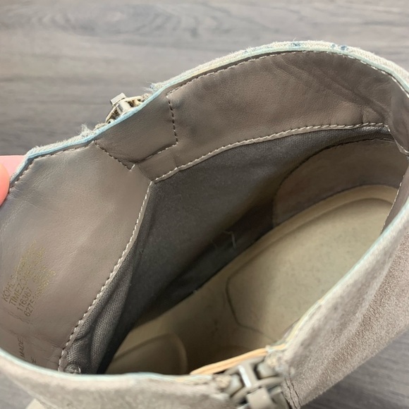 Apt. 9 Timezone Taupe Ankle Boots Size 10 - Picture 2 of 14